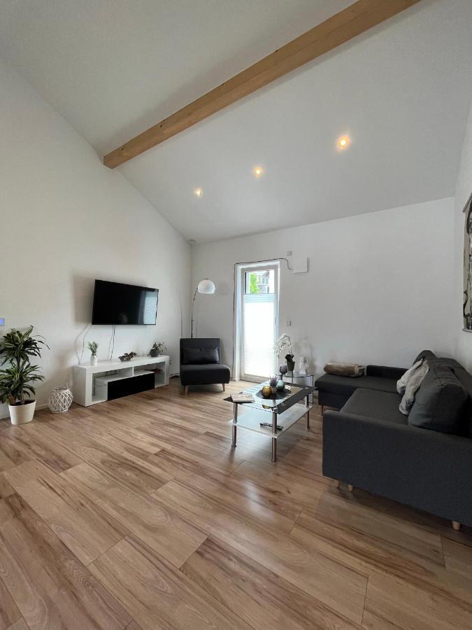 Ferienwohnung "Moseltraum" Ensch Ngoại thất bức ảnh